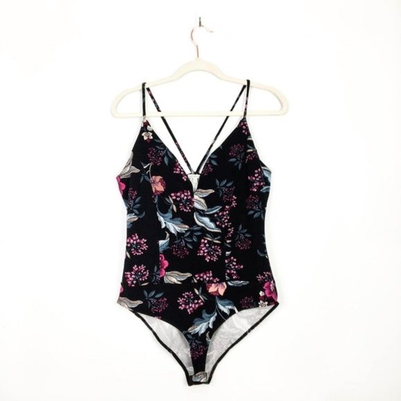 Charlotte Russe Boho Cottagecore Rose Floral Plunge Bodysuit - Picture 4 of 13